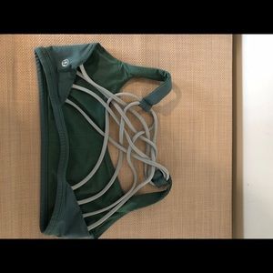 Turquoise/green lulu bra